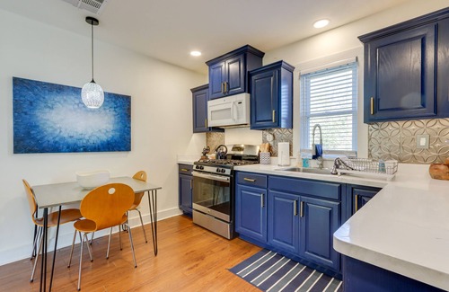 Joplin Cottage | Chic Joplin Cottage w/Patio < 3 Mi to Town!