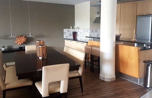 Greater Johannesburg Metropolitan Area Apartment | Chic living, an alternative to the most superior of 5-star hotel accommodation