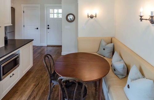 Edgartown Cottage | Chic Luxury Cottage In Edgartown Village