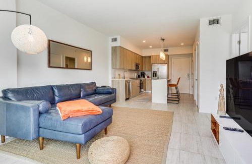 Northeast Miami Apartment | Chic Miami Condo with Pool, 6 Mi to South Beach