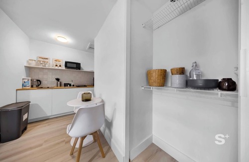 Seybold Apartment | Chic Miami Studio | Gym, BBQ, Free Parking