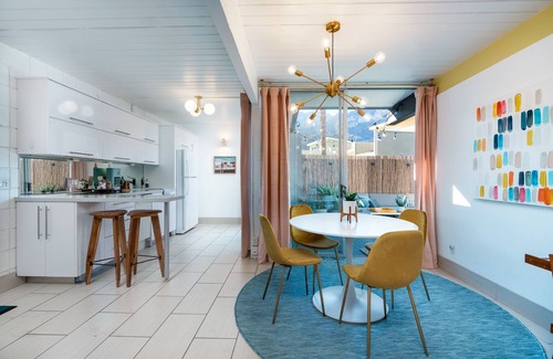 Twin Palms Condo | Chic Mid Century Bungalow at Famed Ocotillo Lodge