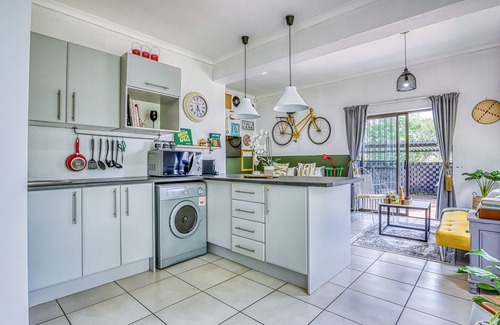 The Reeds Apartment | Chic Midtown Studio-1 Bed-solar-pool-fibre-samrand