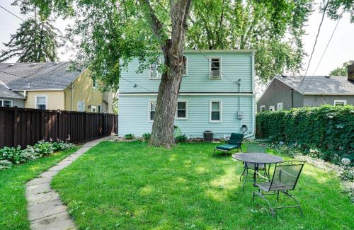 Ericsson Apartment | Chic Minneapolis Apt - 6 Blocks to Lake Nokomis!