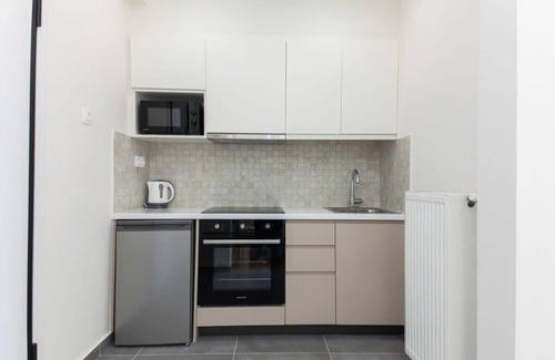 Marousi Apartment | Chic & Modern 1-Bedroom Paradise in Marousi