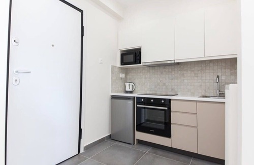 Marousi Apartment | Chic & Modern 1-Bedroom Paradise in Marousi