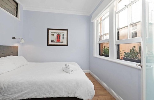 Kings Cross Apartment | Chic & modern 2bed apt in the heart of Potts Point
