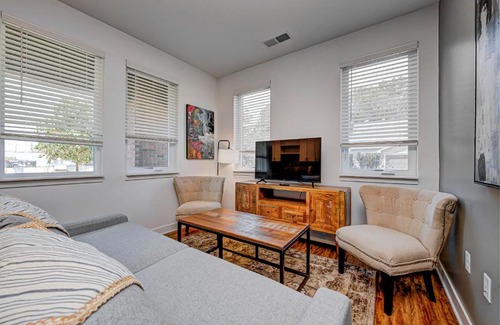 Fountain Square Apartment | Chic Modern 2BR & 2BA Apartment by Stay Gia