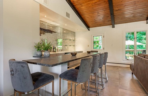 Rockford House | Chic Modern Glam - The Rock Royale