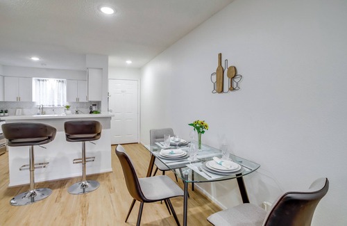 Walden on Lake Conroe Condo | Chic Montgomery Condo w/Balcony + Pool Access!