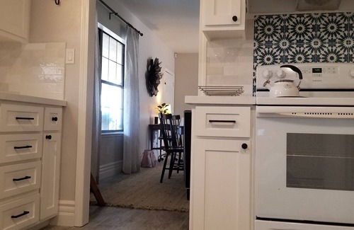 Acampo House | Chic New Home: Enjoy Fresh Air, Premium Wine Trail Location 3bd/2ba