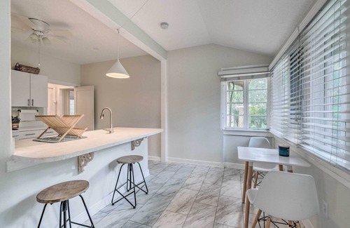 Ocala House | Chic Ocala Home w/Yard ~ 1 Mi to Dtwn Square