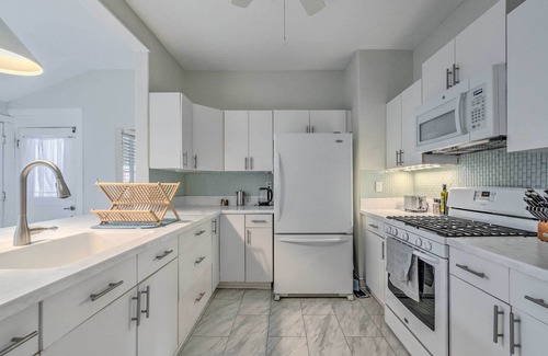 Ocala House | Chic Ocala Home w/Yard ~ 1 Mi to Dtwn Square