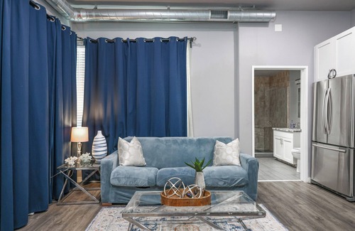 Cortez Hill Apartment | Chic One bedroom near Little Italy downtown San Diego