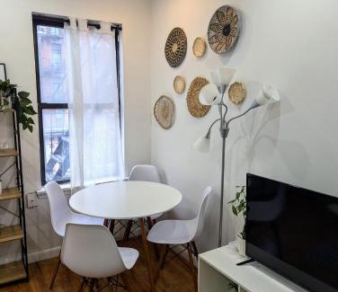 Union Square Apartment | Chic One Bedroom Retreat in Downtown Manhattan