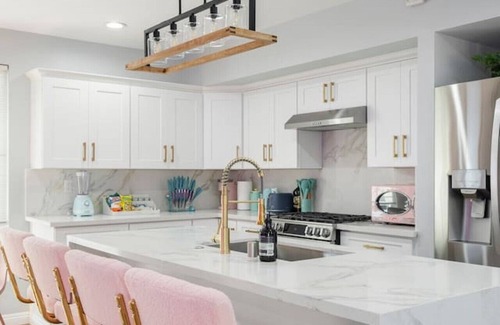 South of Conant House | Chic pool home + 6 mi to beach + sleeps 10