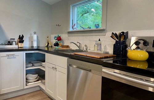 Port Ewen Cabin | Chic, Private Cabin with Stunning Hudson River Views