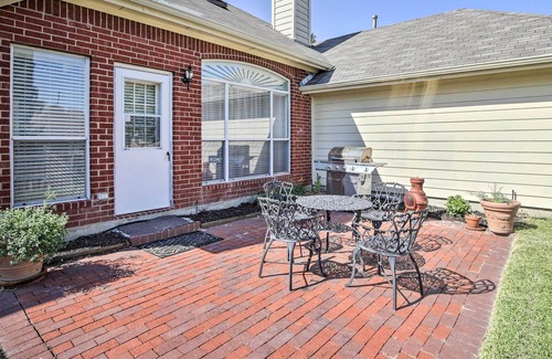 Plano House | Chic Ranch-Style Plano Home w/ Private Yard!