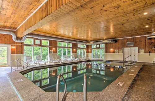 Bartlett Apartment | Chic Resort Condo about 1 Mi to Attitash Mountain!