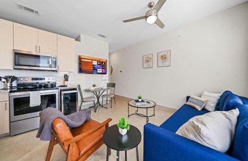 Fort Worth Apartment | Chic Retreat Poolside Comfort