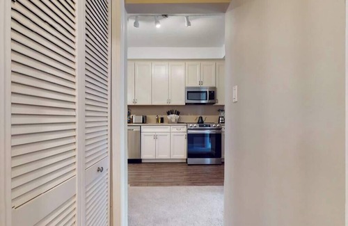 Near North Side Apartment | Chic River North Retreat