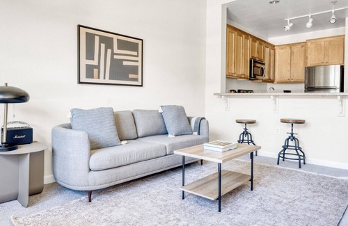 San Bruno Apartment | Chic San Bruno 1BR w/ Pool, W/D & Gym, easy highway access, by Blueground