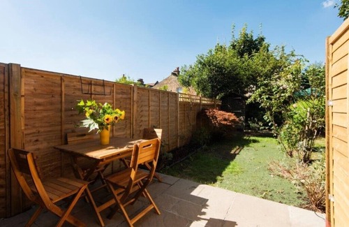 Tooting House | Chic & Spacious Family Home in South West London 🏡