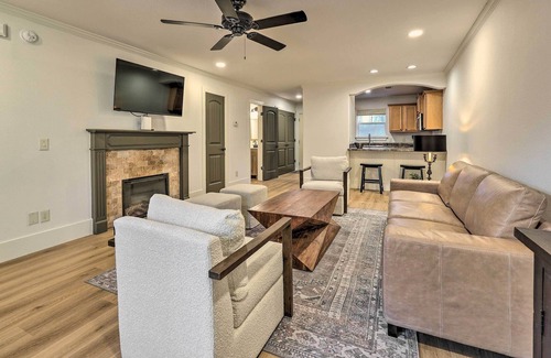 Johnson House | Chic Springdale Townhome Near Dining & Sports