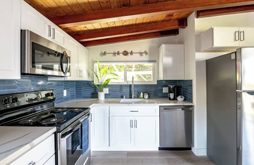 Normal Heights Condo | Chic Studio Suite, Serene Backyard in Heart of SD