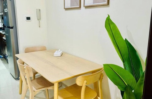 Al Hamra Village Apartment | Chic Studio with sea view
