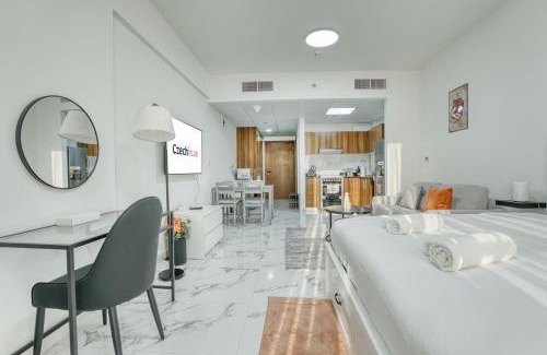 Al Hamra Village Apartment | Chic Studio with Lagoon Views Walk Beach and Golf