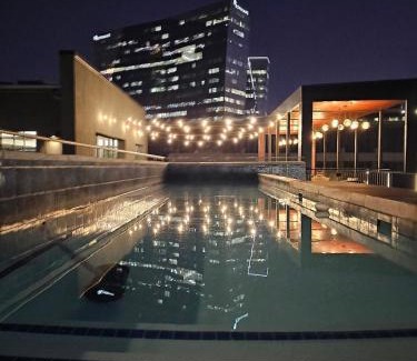 Sandown Apartment | Chic Studio with Panoramic Sandton Views