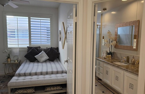 Mission Viejo Apartment | Chic studio with WiFi and AC in serene Mission Viejo