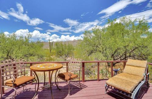 Tanque Verde House | Chic Tucson Casita with Deck and Panoramic Views!