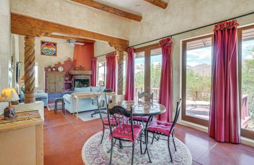Tanque Verde House | Chic Tucson Casita with Deck and Panoramic Views!