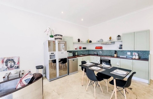 Bo'Kaap House | Chic Urban Escape – 2BR in Vibrant CPT