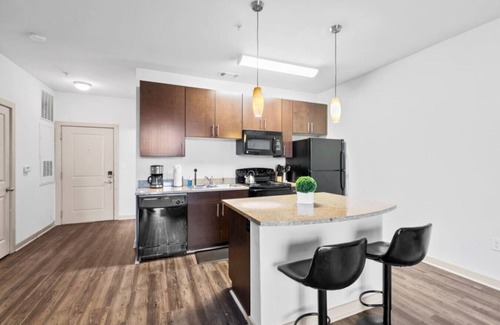Birmingham Apartment | Chic Urban Living: Studio with Pool Access 20