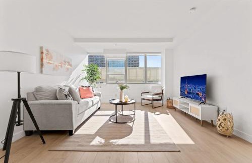 Koreatown Apartment | Chic Urban Retreat in LA- 2B1B Apartment
