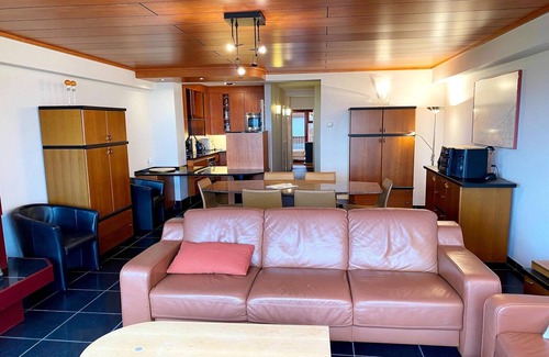 Nieuwpoort-Bad Apartment | Chic Urban Seaside Apartment