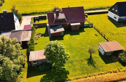 Nordholz Apartment | Chic vacation apartment close to the dike