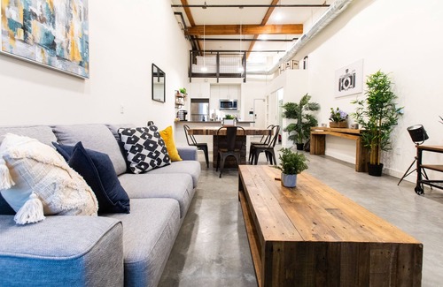 Santa Ana Apartment | Chic1BR family & pet friendly. Centrally located, Tesla Charging on site.