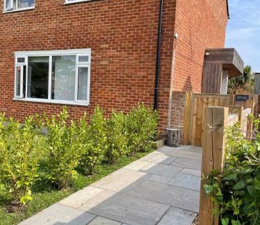 Chichester House | Chichester House I Garden with Hot Tub I Free Parking I Nearby Beaches I Chichester Holiday Properties