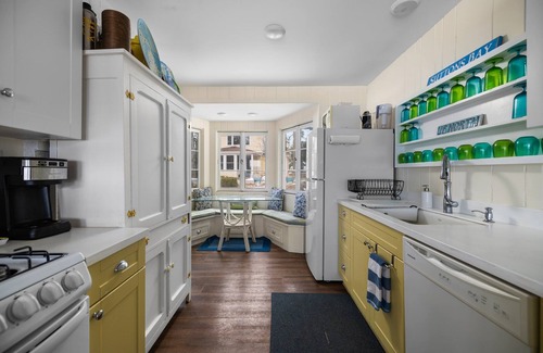 Suttons Bay House | Chick Coop Summary: R