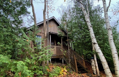 Lion's Head Cottage | Chickadee Cottage - Lions Head, Ontario, Canada