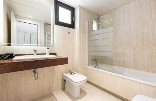 La Vila Olimpica del Poblenou Apartment | ChicStays Apartment Vila Olímpica
