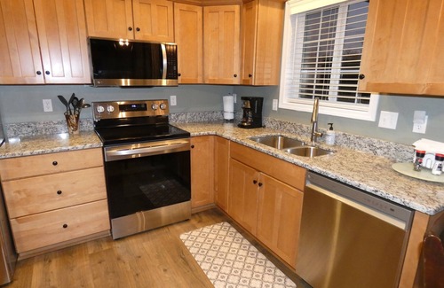 Chief Golf Cottages Condo | Chief Golfview Walkout