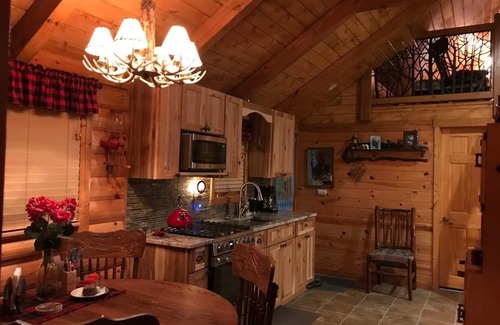 Chief Lake Cabin | Chief Lake Lodge Resort Cabin #7