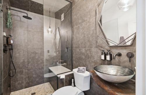 Allenspark Apartment | Chief's Head Peak