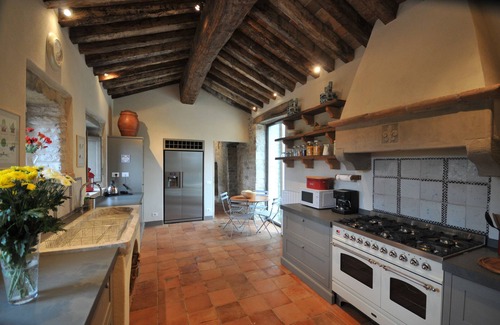 Montelovesco Villa | Chiesa Del Carmine - Luxury Umbrian Villa In Stunning Countryside, Sleeping 14