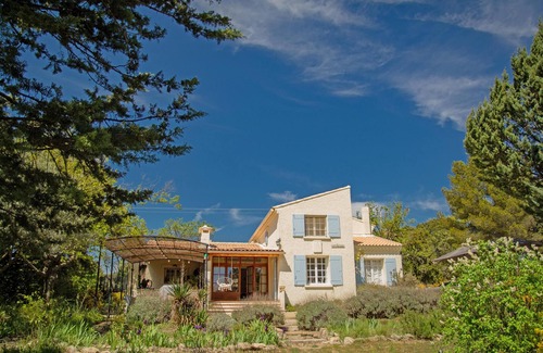 Saint-Pierre-de-Vassols House | Child-friendly villa with private pool